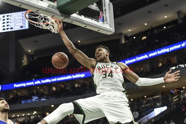 NBA常规赛：篮网VS雄鹿
