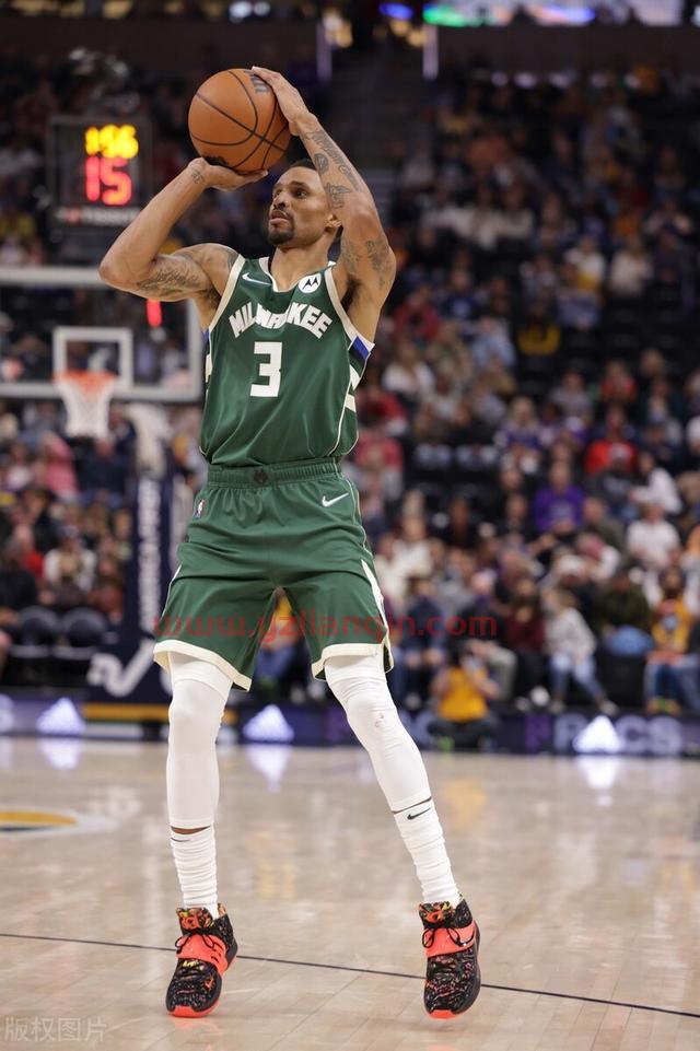 NBA常规赛：篮网VS雄鹿