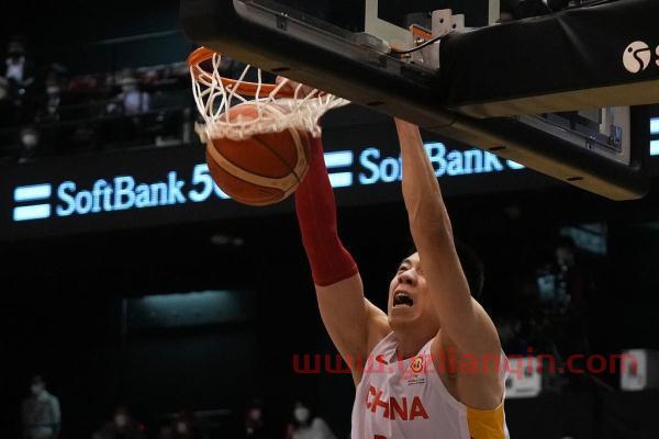 世预赛：赵睿27+5张镇麟17分 中国双杀日本结束窗口期